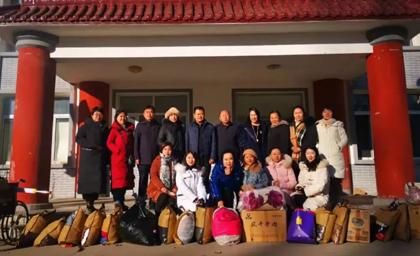 呼市女商會(huì)送溫暖、獻(xiàn)愛心、助力鄉(xiāng)村振興